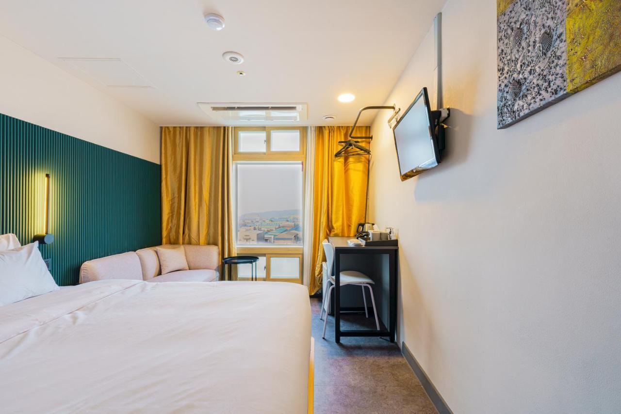 Little Prince Hotel Gunsan Εξωτερικό φωτογραφία