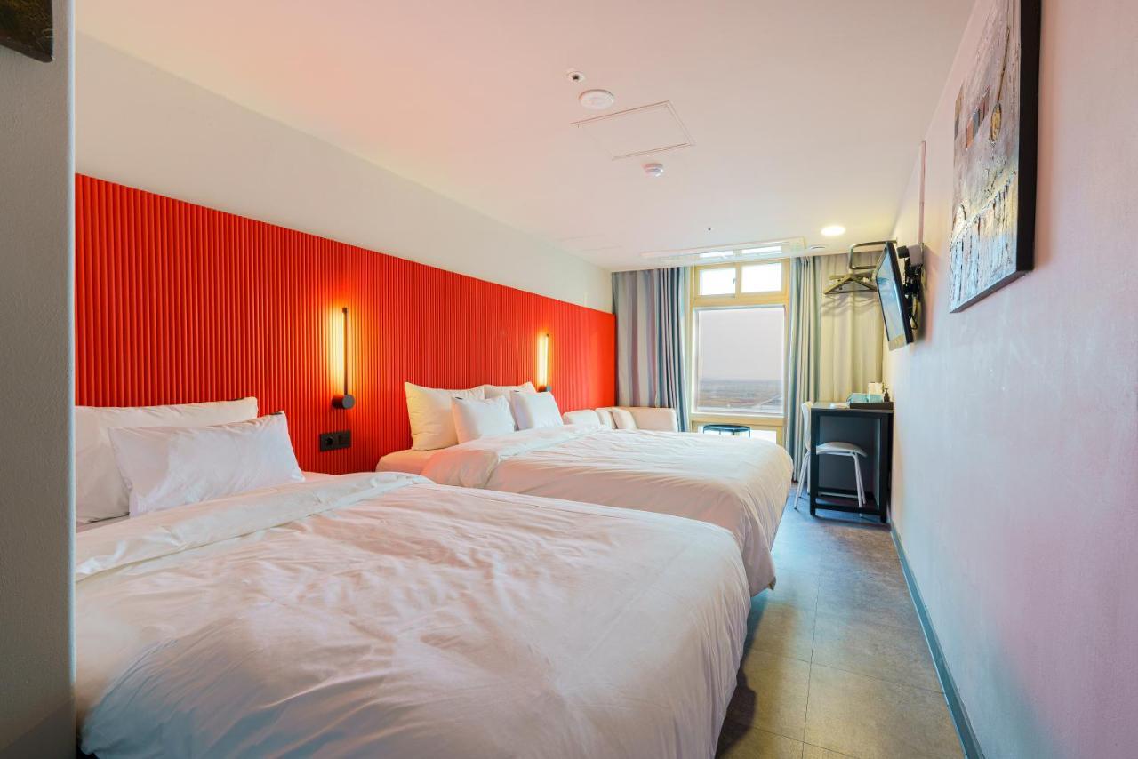 Little Prince Hotel Gunsan Εξωτερικό φωτογραφία